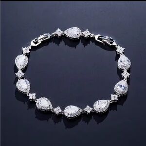 Classic Wedding Diamond crystal zircon Silver Teardrop Bracelet